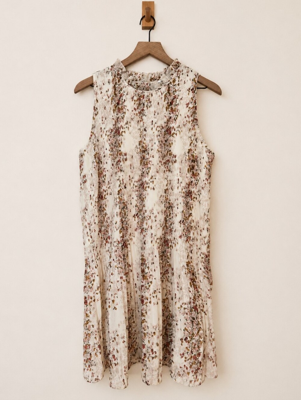 Maison‎ d'Amélie Paris Romantic Floral Pleated Sleeveless Mini Dress XL